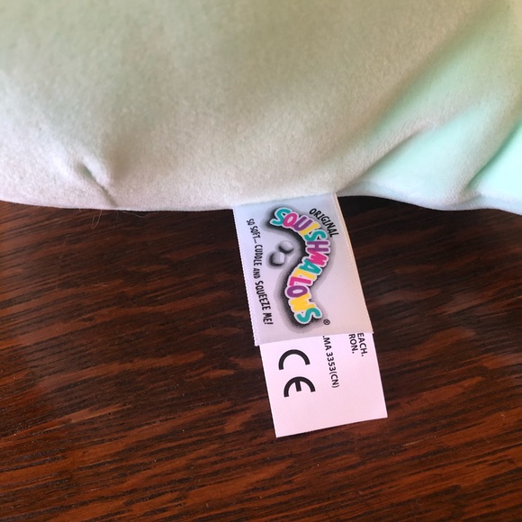 Squishmallow Miles the Dragon - Picture 4 of 4